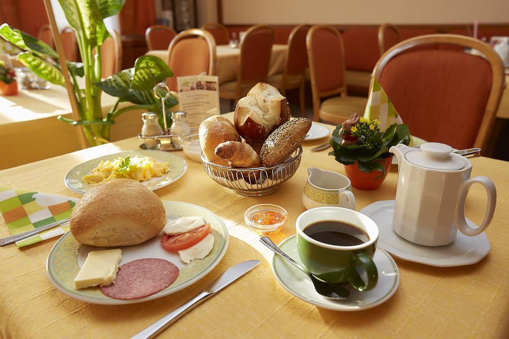 Hotel Roessle Trochtelfingen Ngoại thất bức ảnh